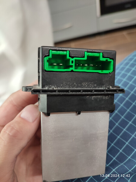 Реостат пічки Nissan Tiida C11  2010 хетчбек 1.6 Бензин 