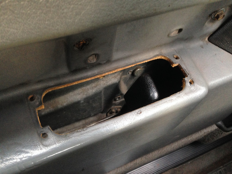 Декоративная накладка на ручку открытия двери и мягкая вставка внутри карты Volvo 850  1993 2.5 Бензин 