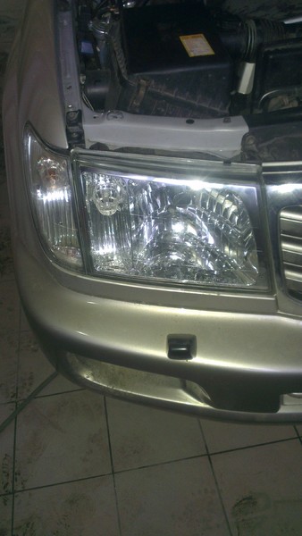 Фара правая Toyota Land Cruiser 100 2004 г.  4.7 л бензин Черкассы