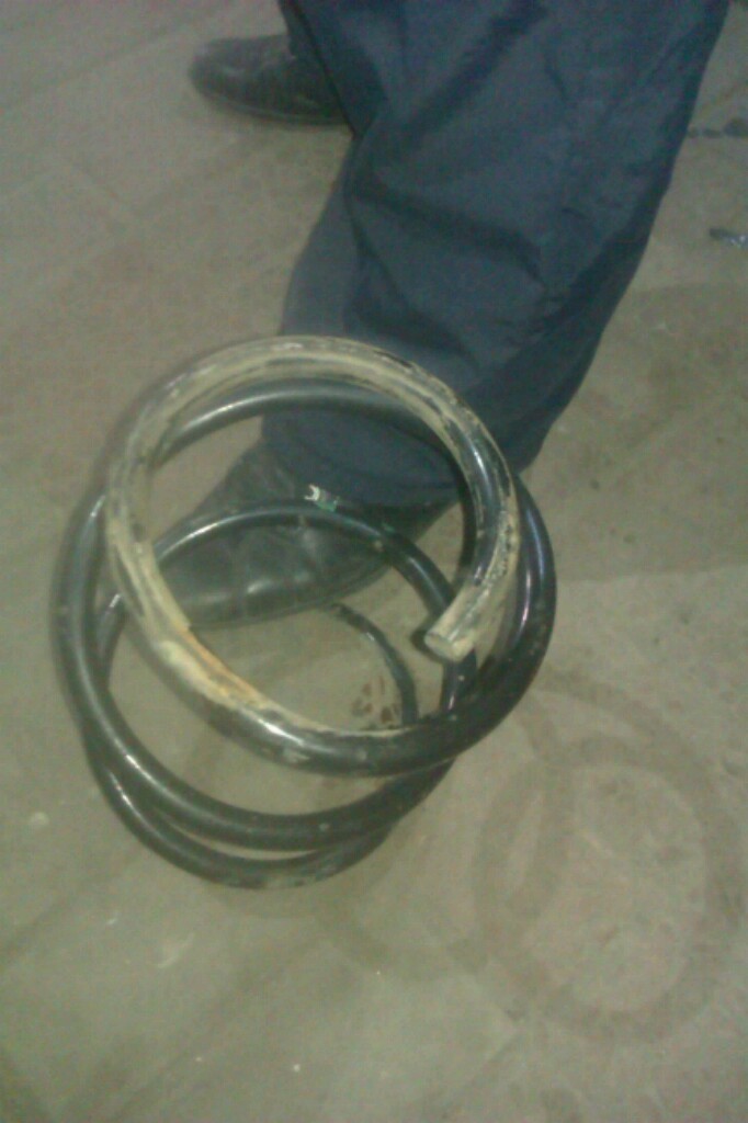 Пружина подвески передняя Nissan Teana  2008 3.5 Бензин Херсон