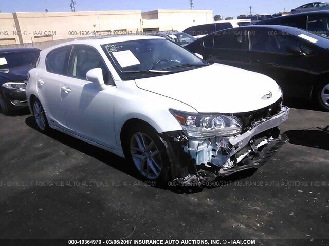 Капот, бампер передній в зборі Lexus CT  2015 1.8 Бензин 