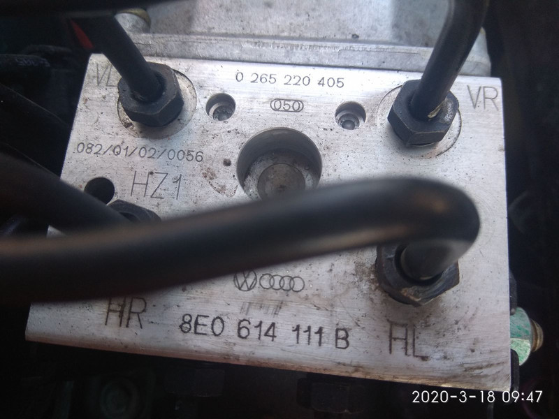 Гидроблок ABS 8E0614111B   Audi A4, Audi A6, Skoda Superb, Volkswagen Passat