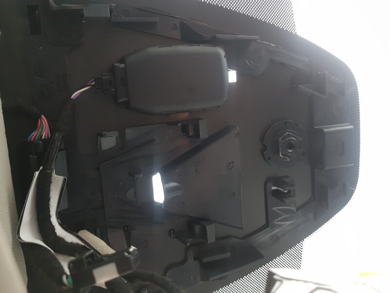Скло лобове Mazda CX-30 2021 г.  12.5 л бензин Полтава