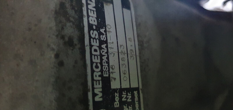 МКПП Mercedes MB 100 1990 р.  2.4 л дизель