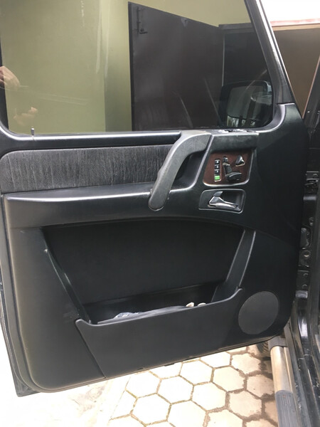 Обшивка двери водительской Mercedes G-Class 2002 г.  5.0 л бензин Самбор