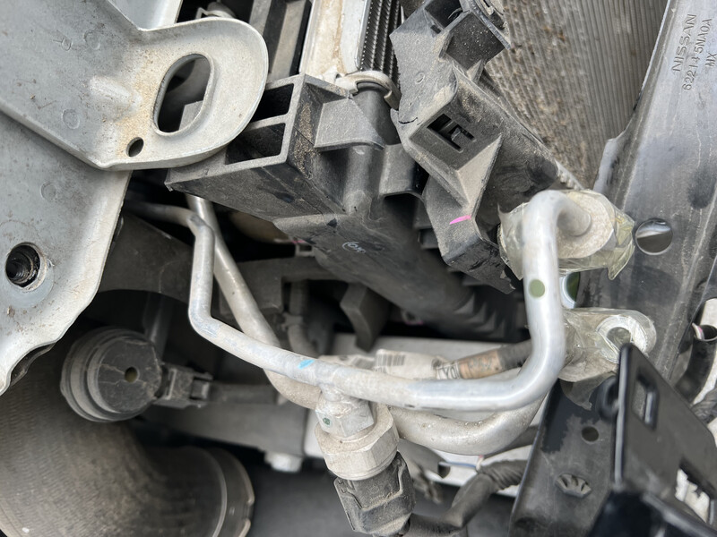 Трубка верхняя кондиционера Infiniti QX50  2021 2.0 Бензин 