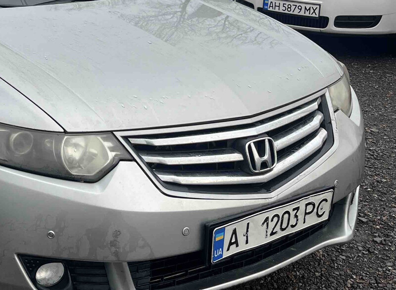 Решетка бампера Honda Accord 2008 г.  2.0 л бензин Кривой Рог