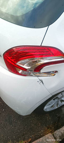 Фара права задня Peugeot 208  2012 хетчбек Луцьк