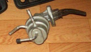 Топливный  насос Toyota Corolla  1988 1.3 Бензин Берислав