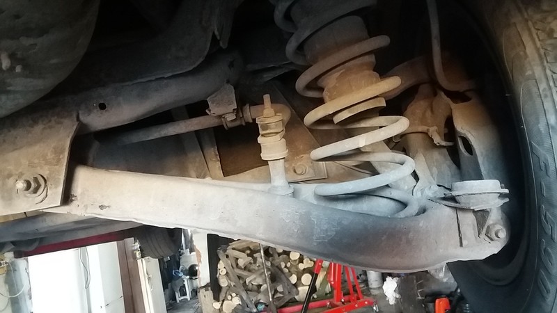 Задній ричаг Ford Mondeo 2 универсал 1998 г.  1.8 л дизель Тернополь