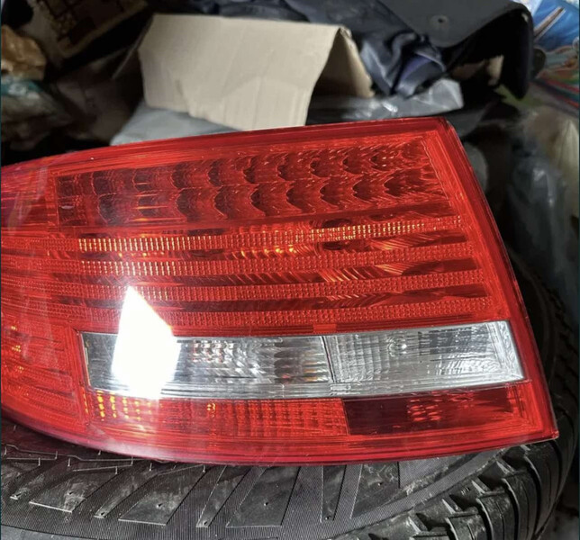 Задний стоп сигнал Audi A6 C6 2006 г.