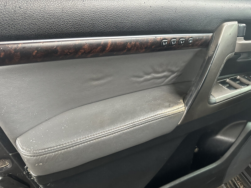 Карта двери водительская Toyota Land Cruiser  2008 4.7 Бензин Днепр