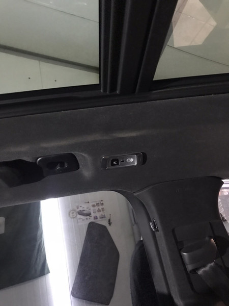 Светильник пасажира переднего в потолок Volvo XC90 Т6 2018 2.0 Бензин 