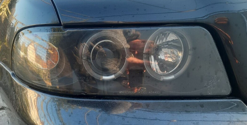 Стекло фары Audi A4 B5  1996 Ивано-Франковск