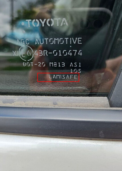 Стекло двери Toyota RAV4  2021 универсал 2.5 Гибрид Запорожье