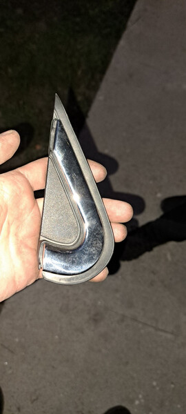 Трикутник быля зеркала Fiat 500X  2016 хэтчбек 2.4 Бензин Киев