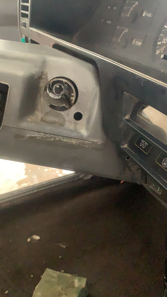 Стартер Nissan Sunny B12  1987 универсал 1.7 Дизель Мелитополь