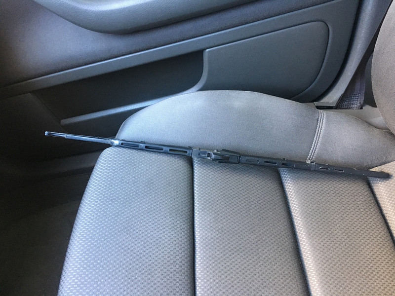 Двірники Audi A4 B6  2003 2.4 Бензин Дніпро