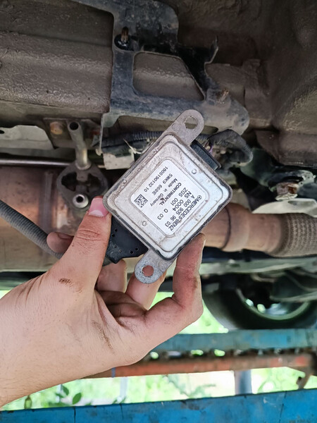 Датчик nox 000 905 96 03   Mercedes Vito