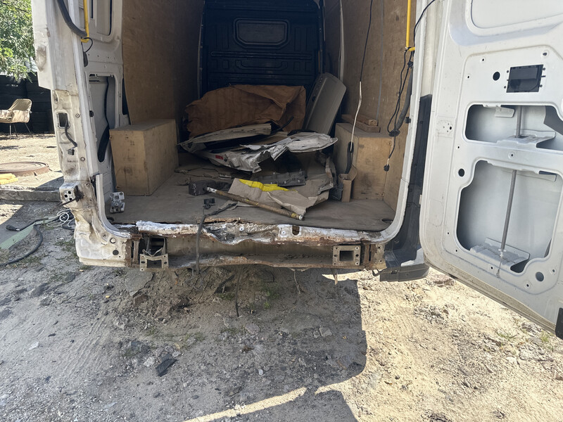 Задняя часть кузова Volkswagen Crafter  2016 2.0 Дизель Киев