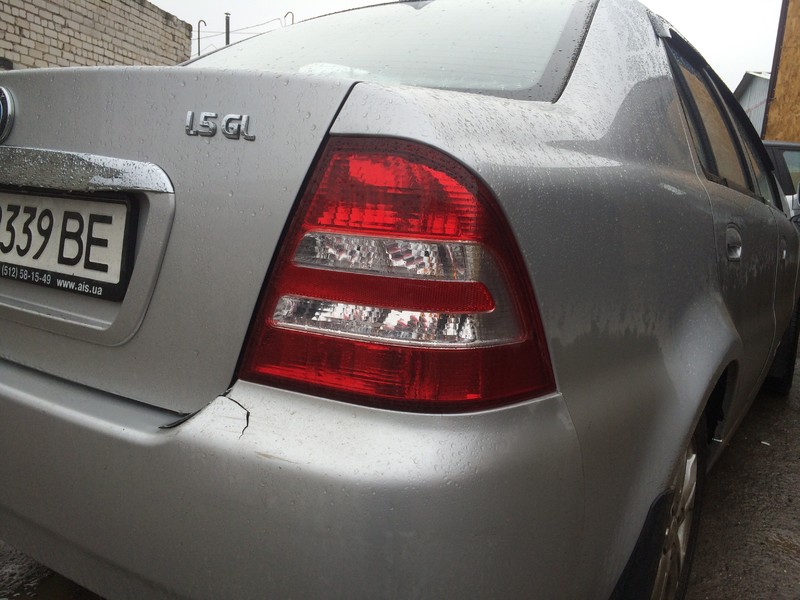 Фонарь Geely CK New 2013 г.  1.5 л бензин Николаев