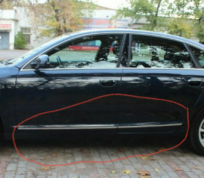 Молдинги передних дверей Audi A6 C6  2008 3.0 Дизель Киев