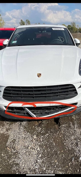 Решетка бампера - macan 95b рестайлинг Porsche Macan  2019 2.0 Бензин Киев