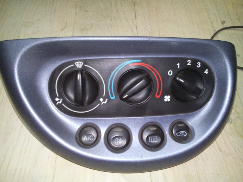 Блок управления кондиционером Ford KA  1996 хэтчбек 1.3 Бензин Измаил