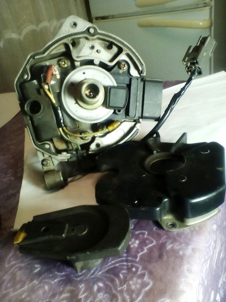 Бігунок до трамблера Nissan Pathfinder  1996 3.3 Бензин 