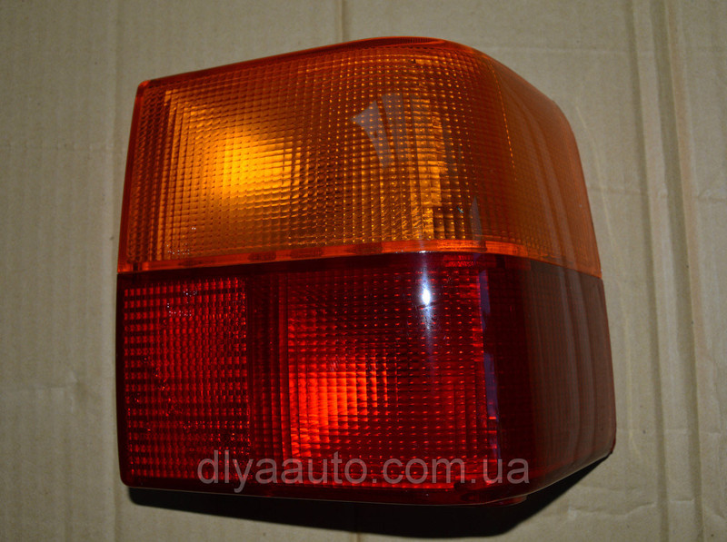 Фонарь задний правый Audi 100 C3 универсал 1988 г.  2.0 л бензин Ровно