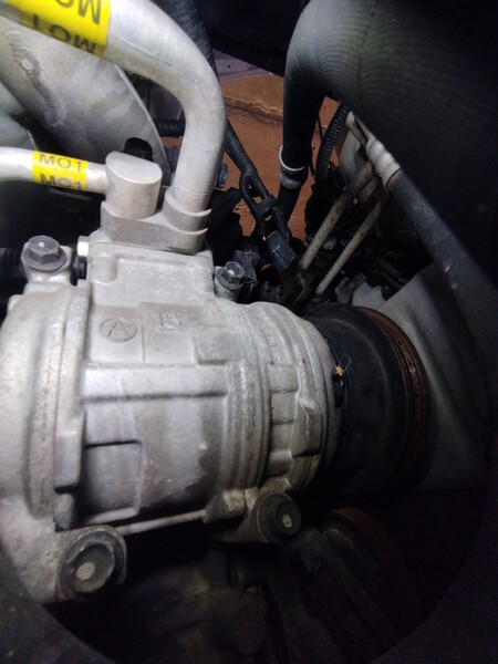 Компрессор кондиционера 97701-2E400   Hyundai ix35, Hyundai Tucson, Kia Sportage