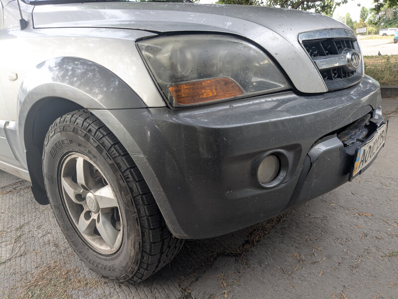 Передний бампер голый Kia Sorento  2009 2.5 Дизель Павлоград