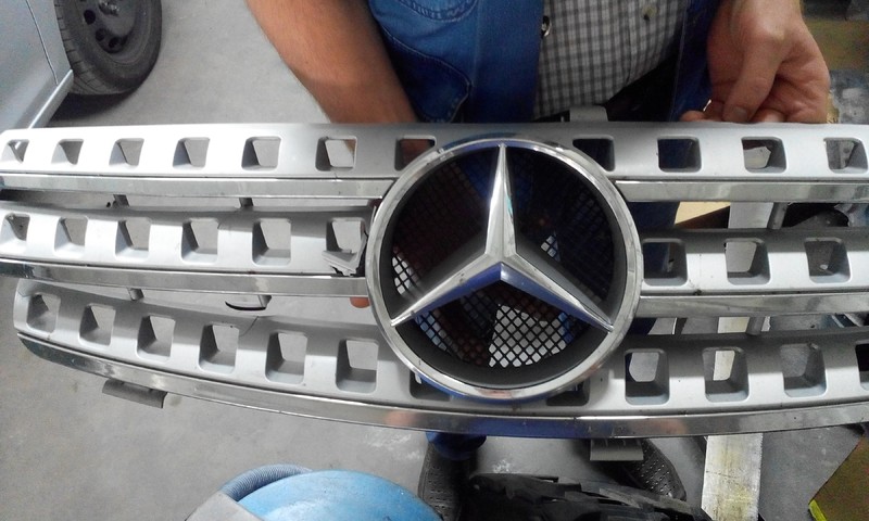 Решетка радиатора в сборе Mercedes M-Class ML 164 2008 г.  3.5 л бензин Киев