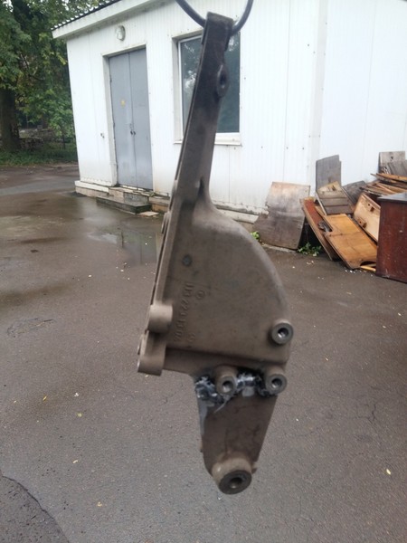 Кронштейн двигателя A1132230004   Mercedes E-Class