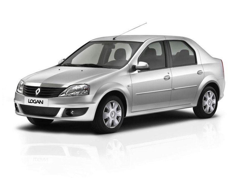 Центральная сетка переднего бампера Renault Logan 2011 г.  1.5 л дизель Ровно