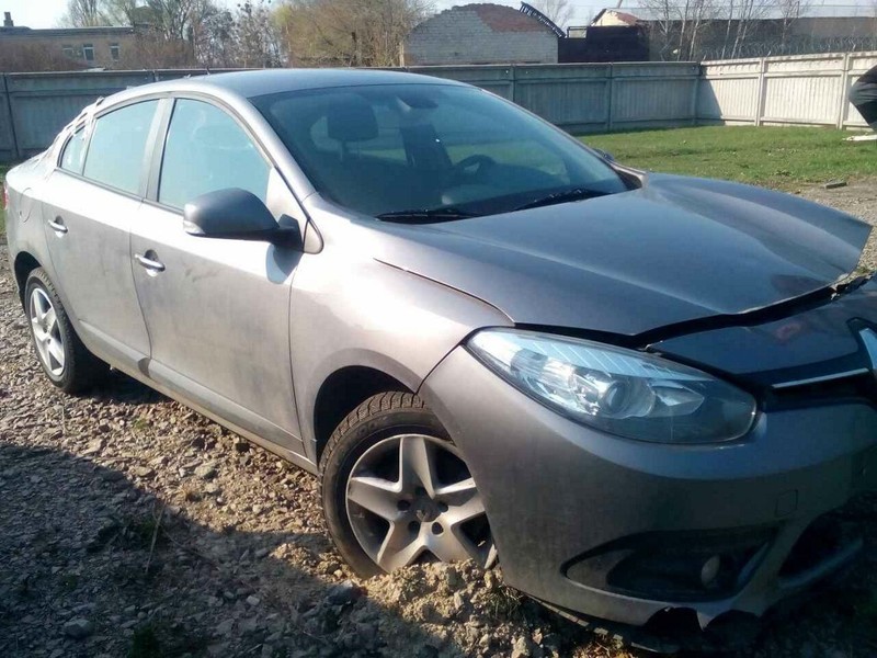 Капот Renault Fluence 2015 г.  1.5 л дизель Днепропетровск