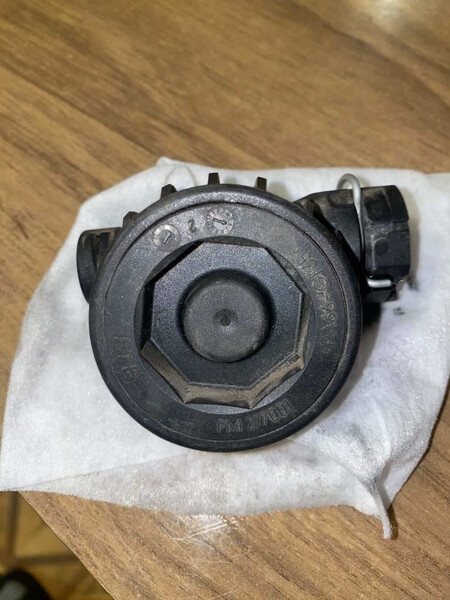 Клапан прокачки щеплення Opel Vectra C  2004 1.9 Дизель Белая Церковь