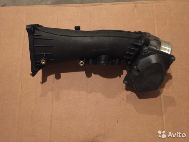 Патрубок дросельной заслонки Porsche Panamera  2011 хэтчбек 3.0 Дизель Киев