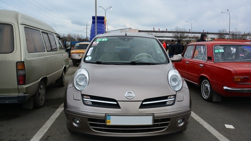 Двері задні праві Nissan Micra K12  2006 хетчбек 1.4 Бензин 