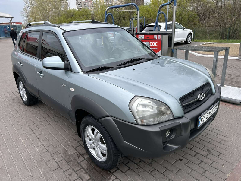 Капот Hyundai Tucson  2007 2.0 Бензин Киев