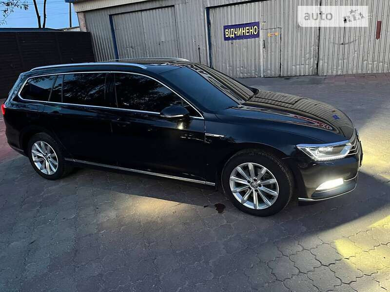 Капот Volkswagen Passat B8 2018 универсал 2.0 Дизель Бердичев