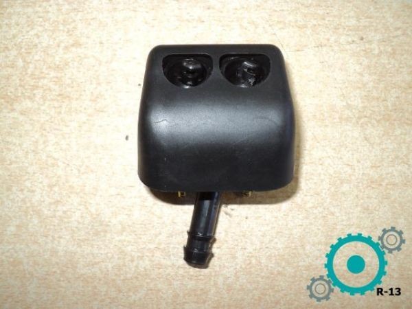 Форсунка омывателя фары Mitsubishi Pajero Wagon  2005 3.2 Дизель Гайсин