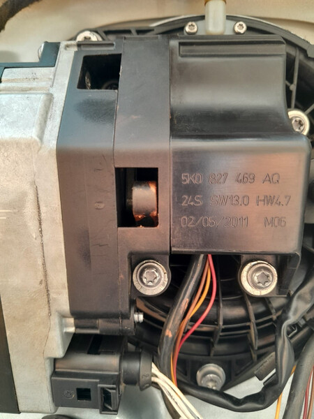 Моторик задней камеры Volkswagen Golf 6 универсал 2010 г.  2.5 л бензин