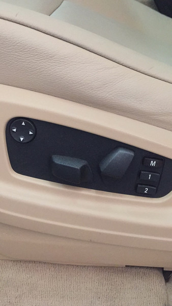 Водительское сиденье бежевое BMW X5 E70  2008 3.0 Бензин Черкассы