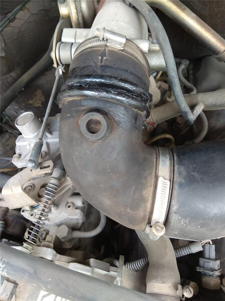 Дросельний патрубок 954F9N883AA   Ford Transit