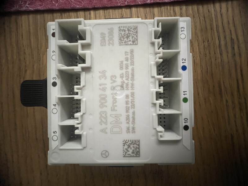 Блок управління двери Mercedes-Benz EQS  2023 хетчбек  Электро Кременчук