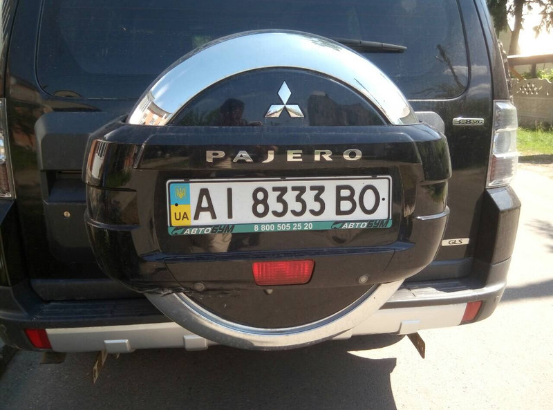 Чехол запасного колеса Mitsubishi Pajero Wagon  2008 3.6 Бензин Белая Церковь