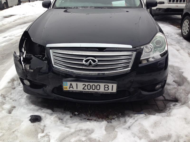 Бампер передний Infiniti M35 2008 г.  3.0 л бензин Киев
