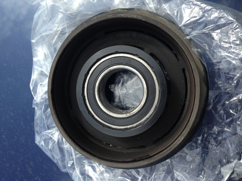 Подшипник компрессора кондиционера Mazda 626  2001 2.0 Бензин Днепропетровск