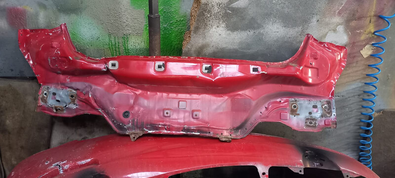 Панель багажного отсека Mazda 6  2005 2.0 Бензин Харьков